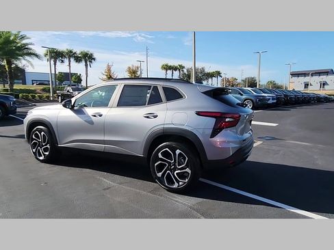 New 2026 Chevrolet Trax RS w/ Driver Confidence Package image 18