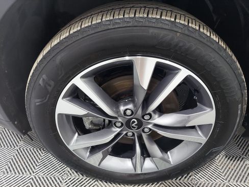 Used 2024 INFINITI QX60 Luxe AWD/4WD image 6