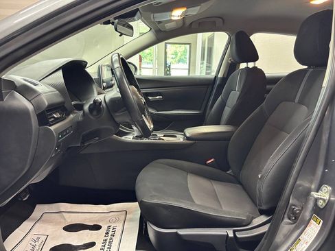 Used 2022 Nissan Sentra SV FWD image 16