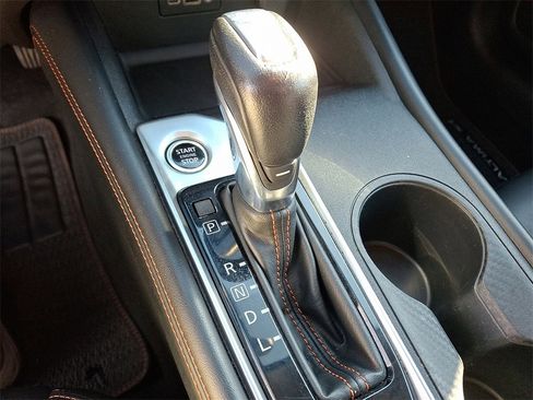 Used 2022 Nissan Altima 2.5 SR image 14