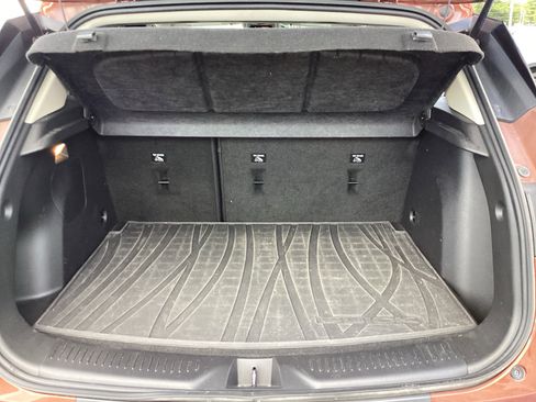 Used 2020 Buick Encore GX Essence image 34