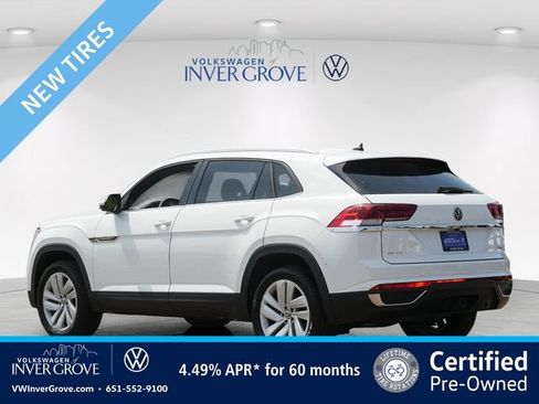 Certified 2023 Volkswagen Atlas Cross Sport SE AWD/4WD image 5
