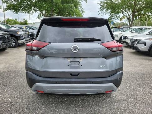 Used 2021 Nissan Rogue SV FWD image 9