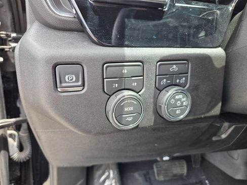 Used 2025 Chevrolet Silverado 2500 LT w/ Convenience Package AWD/4WD image 25