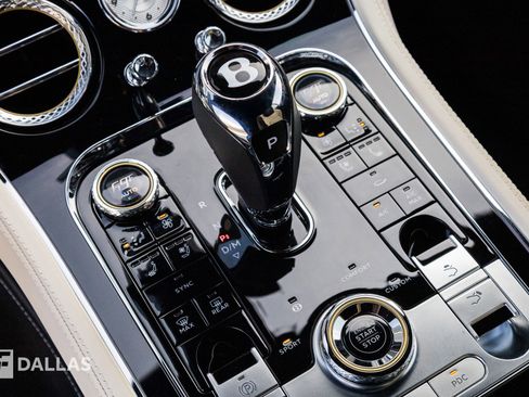 Used 2023 Bentley Continental GT Speed image 31