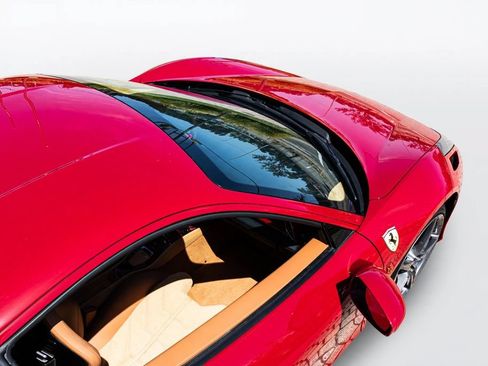 Used 2013 Ferrari 458 Italia Coupe RWD image 19
