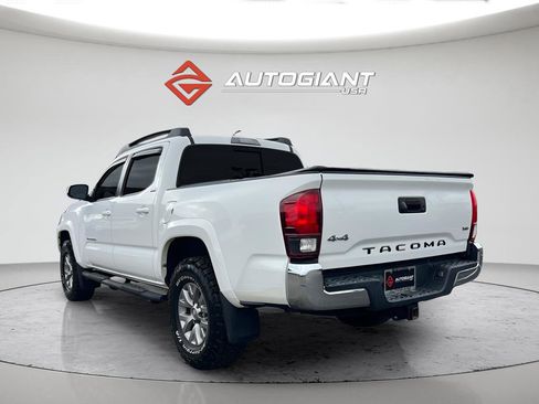 Used 2019 Toyota Tacoma SR5 image 5