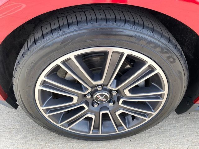 Used 2011 Ford Mustang GT Premium w/ Electronics Pkg RWD image 26