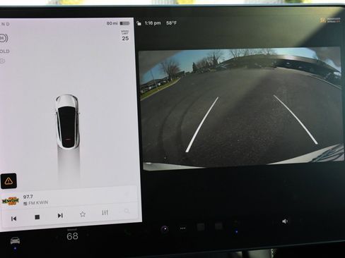 Used 2021 Tesla Model Y Long Range image 12