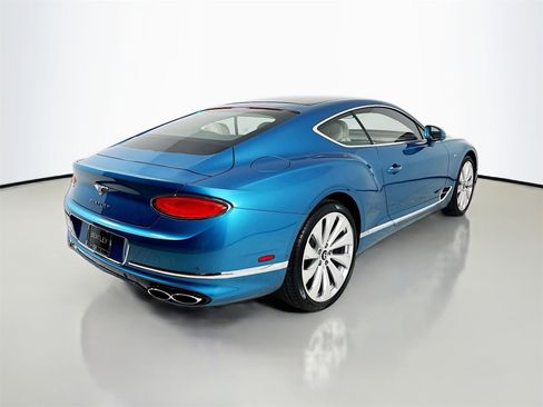 Used 2024 Bentley Continental GT image 8