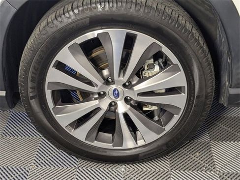 Used 2019 Subaru Ascent Touring w/ Popular Package #3 image 8