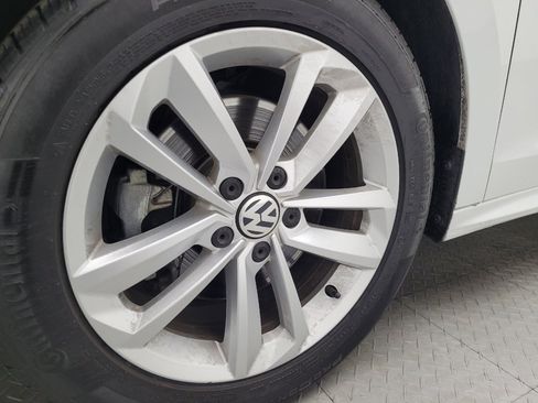 Used 2020 Volkswagen Passat 2.0T S image 31