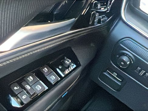 Used 2024 Jeep Grand Wagoneer L Series II w/ Quick Order Packagew 28T image 42