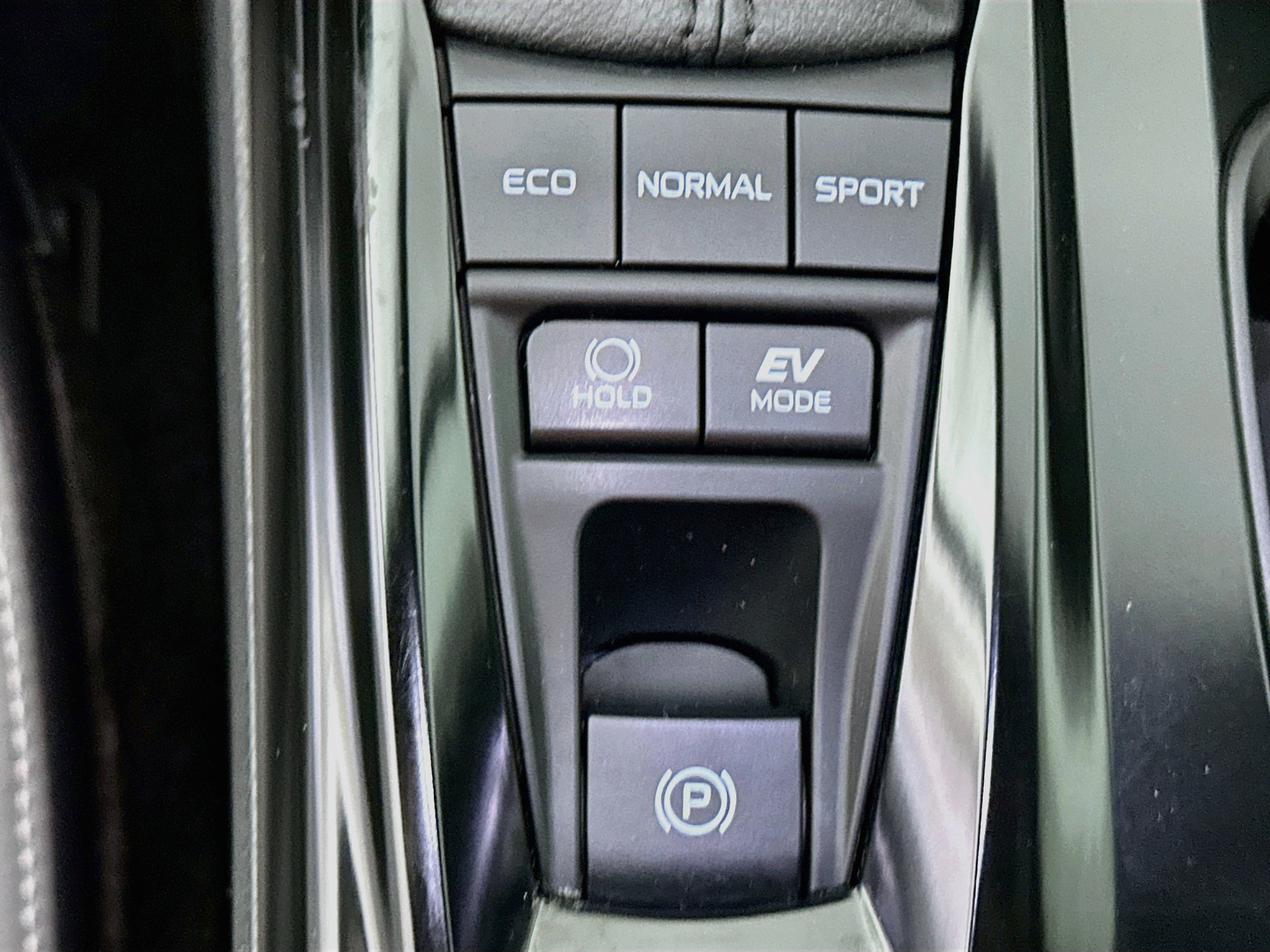 Used 2025 Toyota Camry SE FWD image 26