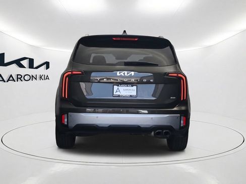 Used 2023 Kia Telluride EX AWD/4WD image 5
