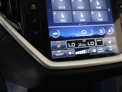 Used 2024 Subaru Ascent Limited AWD/4WD image 7