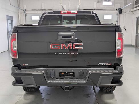 Used 2022 GMC Canyon AT4 w/ Trailering Package image 9