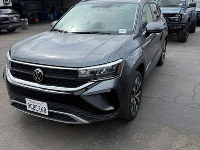 Used 2022 Volkswagen Taos SE