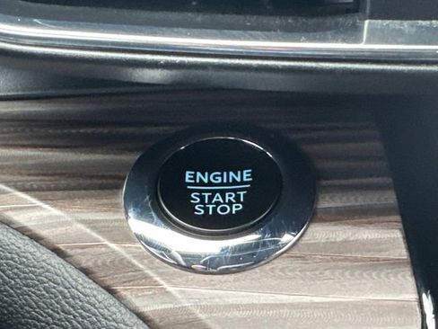 Used 2023 Ford Explorer Limited w/ Equipment Group 301A image 32