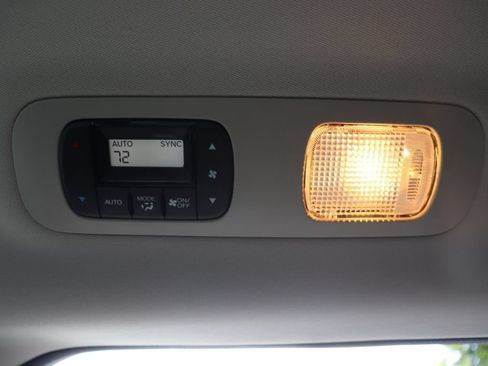 Used 2026 Honda Odyssey EX-L image 16