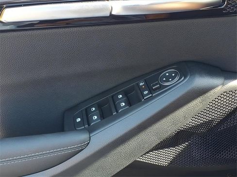 New 2026 Kia Seltos EX image 17