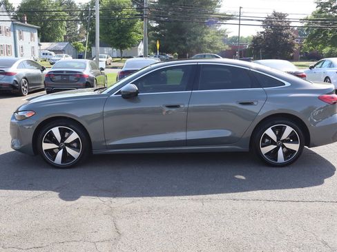 Used 2025 Audi A5 2.0T Prestige w/ 19" Wheel Package AWD/4WD image 8