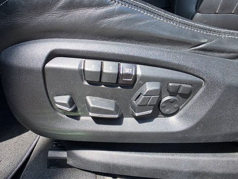 Used 2017 BMW X6 M AWD/4WD image 16