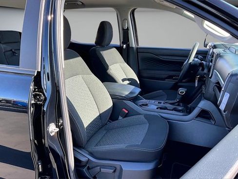 Used 2025 Ford Ranger XL image 28