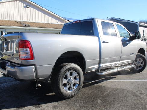 Used 2024 RAM 2500 Big Horn w/ Sport Appearance Package image 5