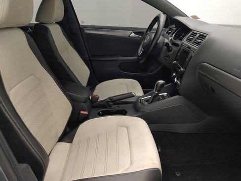 Used 2016 Volkswagen Jetta Sport w/ Lighting Package FWD image 21
