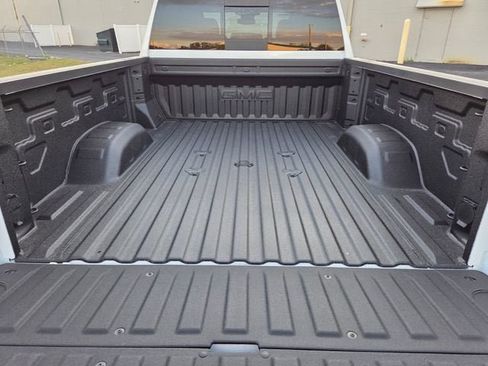 New 2026 GMC Sierra 2500 AT4 image 13