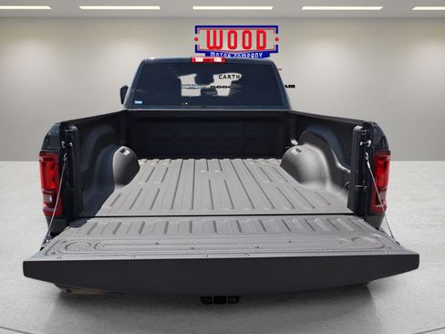 New 2026 RAM 2500 Big Horn AWD/4WD image 9