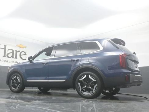 Used 2025 Kia Telluride S FWD image 57