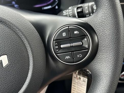 Used 2023 Kia Soul LX w/ Option Group 015 FWD image 23