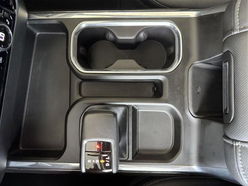 Used 2022 Chevrolet Silverado 1500 LTZ w/ LTZ Convenience Package II AWD/4WD image 22