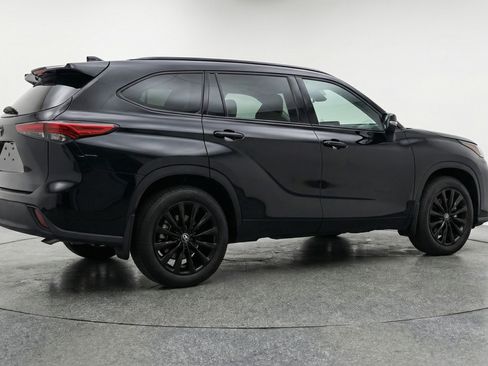 Used 2025 Toyota Highlander XSE image 9