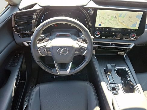 Used 2025 Lexus RX 350 Premium w/ Convenience Package AWD/4WD image 12