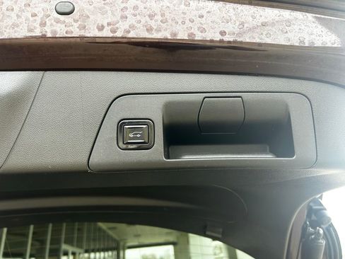 Used 2022 Buick Envision Avenir w/ Technology Package II image 22