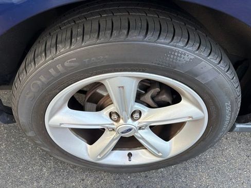 Used 2011 Ford Mustang GT Premium RWD image 12