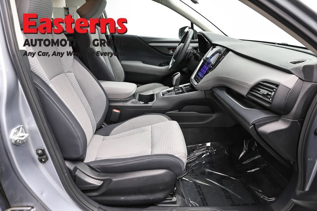 Used 2022 Subaru Outback Premium AWD/4WD image 25