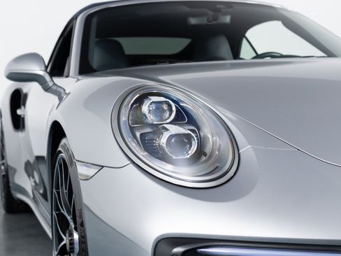 Used 2019 Porsche 911 Turbo S AWD/4WD image 11