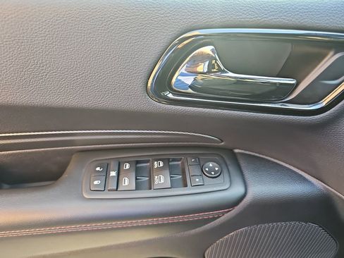 Certified 2024 Dodge Durango GT image 29