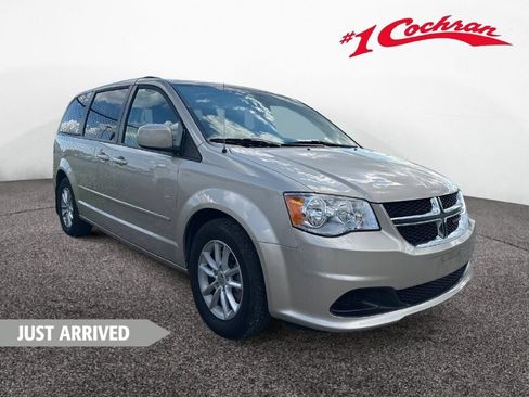 Used 2015 Dodge Grand Caravan SXT FWD image 1