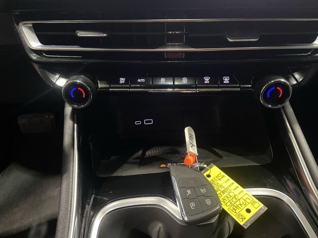 Certified 2025 Chevrolet Traverse LT AWD/4WD image 18