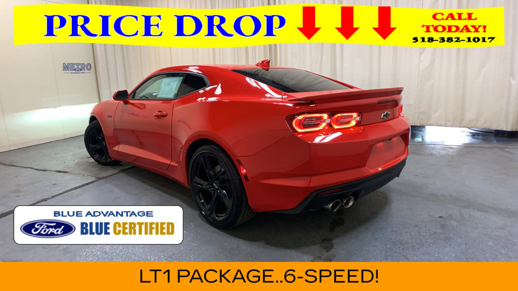 Used 2022 Chevrolet Camaro LT w/ Technology Package RWD image 5