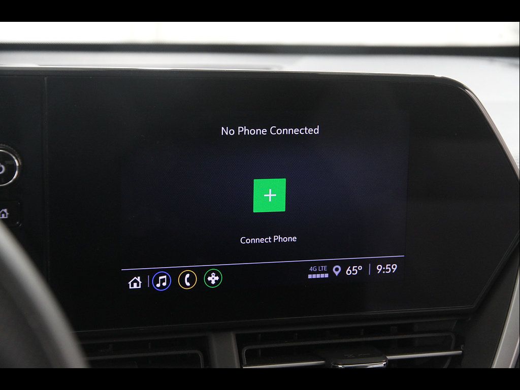 Used 2024 Chevrolet Trax LS w/ LS Convenience Package FWD image 12