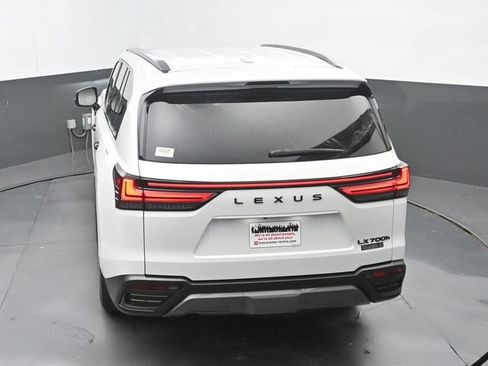 Used 2025 Lexus LX 700h Overtrail AWD/4WD image 31