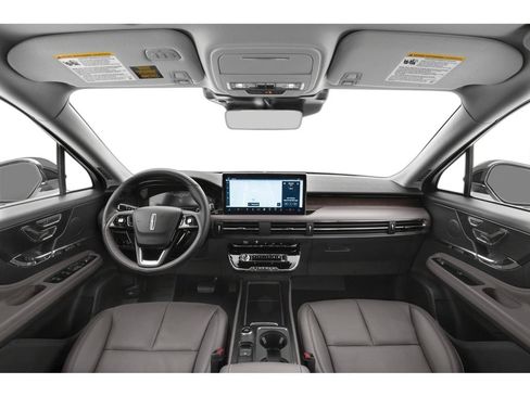 Used 2023 Lincoln Corsair Reserve w/ Equipment Group 202A AWD/4WD image 5