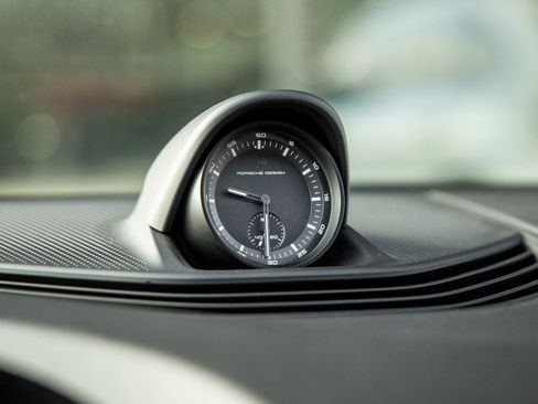 Certified 2023 Porsche Taycan GTS image 29