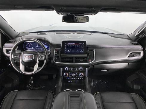 Certified 2024 GMC Yukon SLT w/ SLT Premium Package AWD/4WD image 14